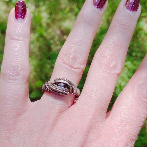 Artisan Wire Wrapped Silver Ring Red Glass Cabochon Y2K Boho Fantasy Style - Picture 5 of 9